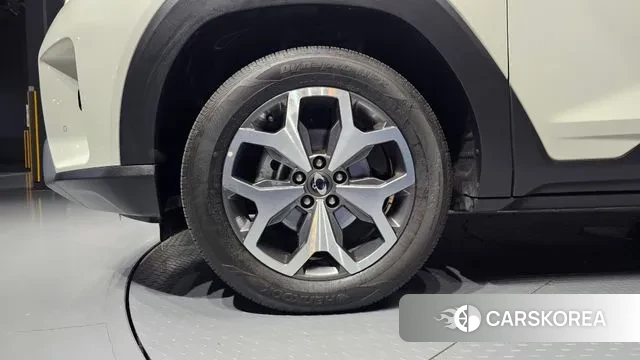 Ssangyong The New Torres id 3610210 из Кореи 15