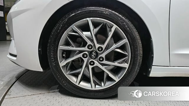 Hyundai The New Avante AD id 3873193 из Кореи 15