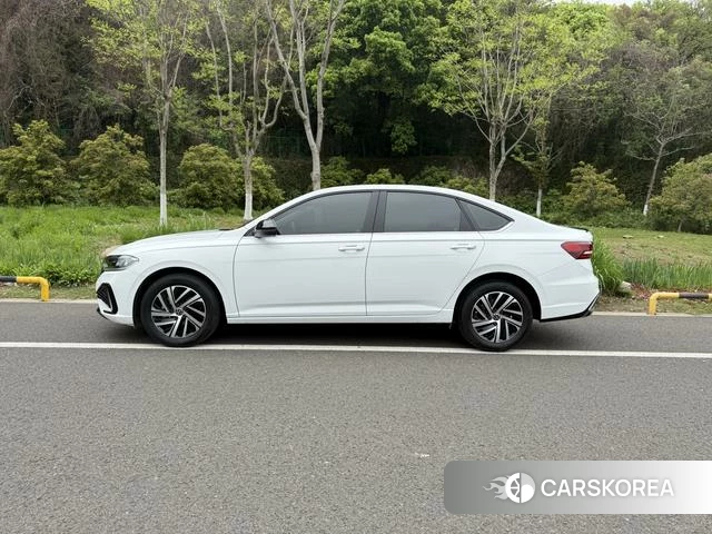 Volkswagen Lavida 2024 Белый из Китая, фото 6