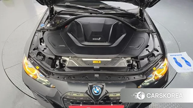 BMW i4 id 3764227 из Кореи 15