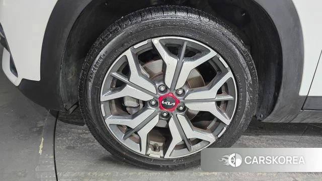 Kia Seltos id 4572876 из Кореи 25