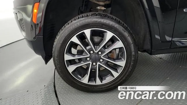 Jeep Grand Cherokee (WL) id 2858654 из Кореи 15