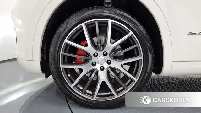 Maserati Levante id 3275717 из Кореи 15