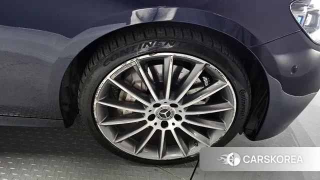 Mercedes-Benz E-Class W213 id 3468987 из Кореи 15