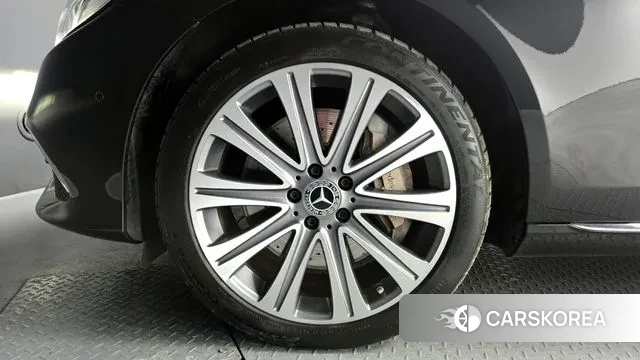 Mercedes-Benz E-Class W213 id 3698449 из Кореи 15