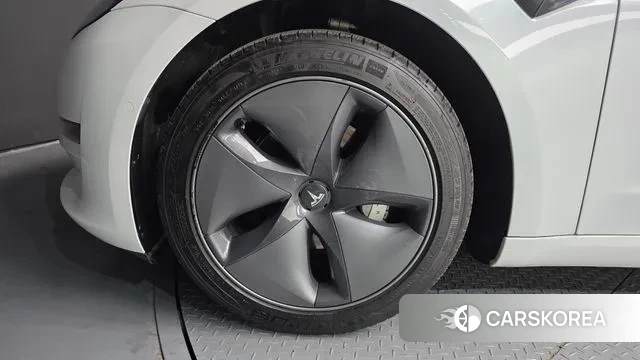 Tesla Model 3 id 3631144 из Кореи 15