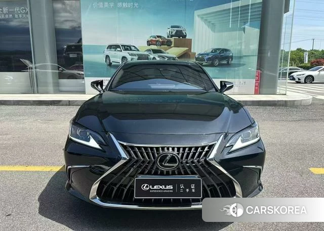 Lexus ES id 4239849 из Китая 7