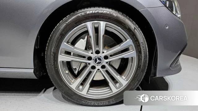 Mercedes-Benz E-Class W213 id 3860446 из Кореи 15