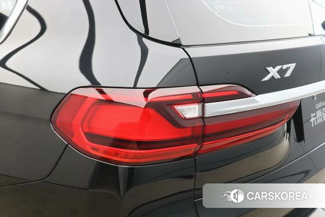 BMW X7 id 4260977 из Китая 27