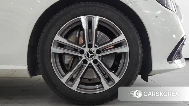Mercedes-Benz E-Class W213 id 4894114 из Кореи 15