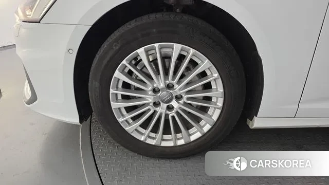 Audi A6 (C8) id 3567518 из Кореи 15