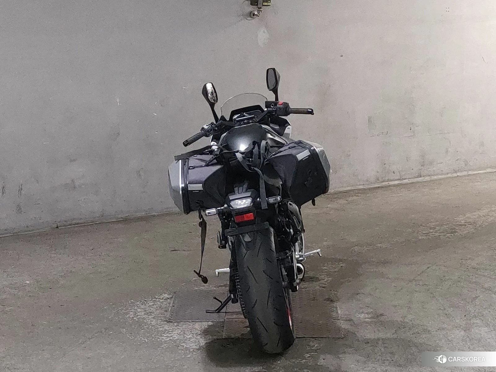 Проданный Suzuki GSX-8R id 3947342 из Японии, фото 2