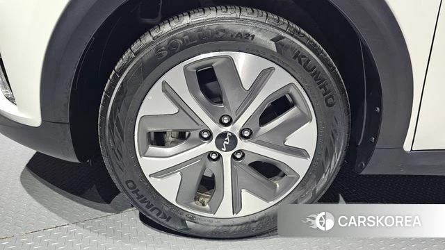 Kia Niro EV id 3910796 из Кореи 15