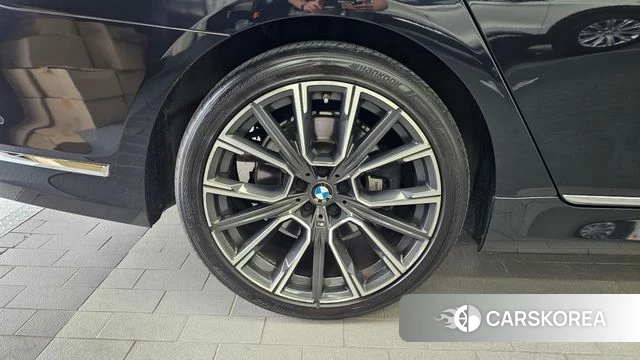 BMW 7 Series (G11) id 4759785 из Кореи 29