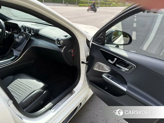 Mercedes-Benz Class C id 4256756 из Китая 23
