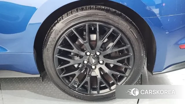 Ford Mustang id 3529033 из Кореи 15