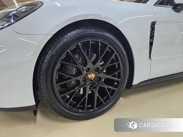 Porsche Panamera (971) id 3391808 из Кореи 15