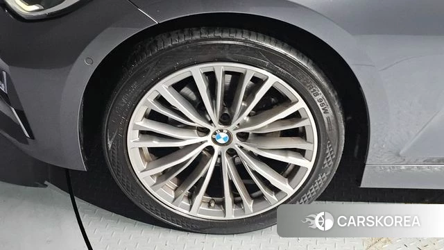 BMW 3 Series (G20) id 4355779 из Кореи 26
