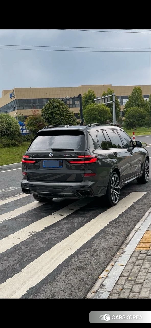 BMW X7 id 3920618 из Китая 5