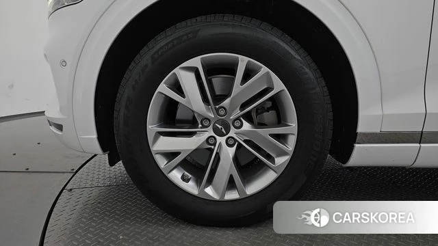 Genesis GV70 id 4636578 из Кореи 31