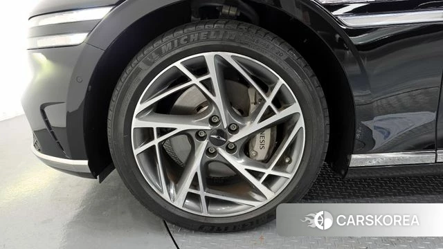 Genesis G90 (RS4) id 3934773 из Кореи 15