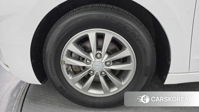 Hyundai The New Avante AD id 4581791 из Кореи 15
