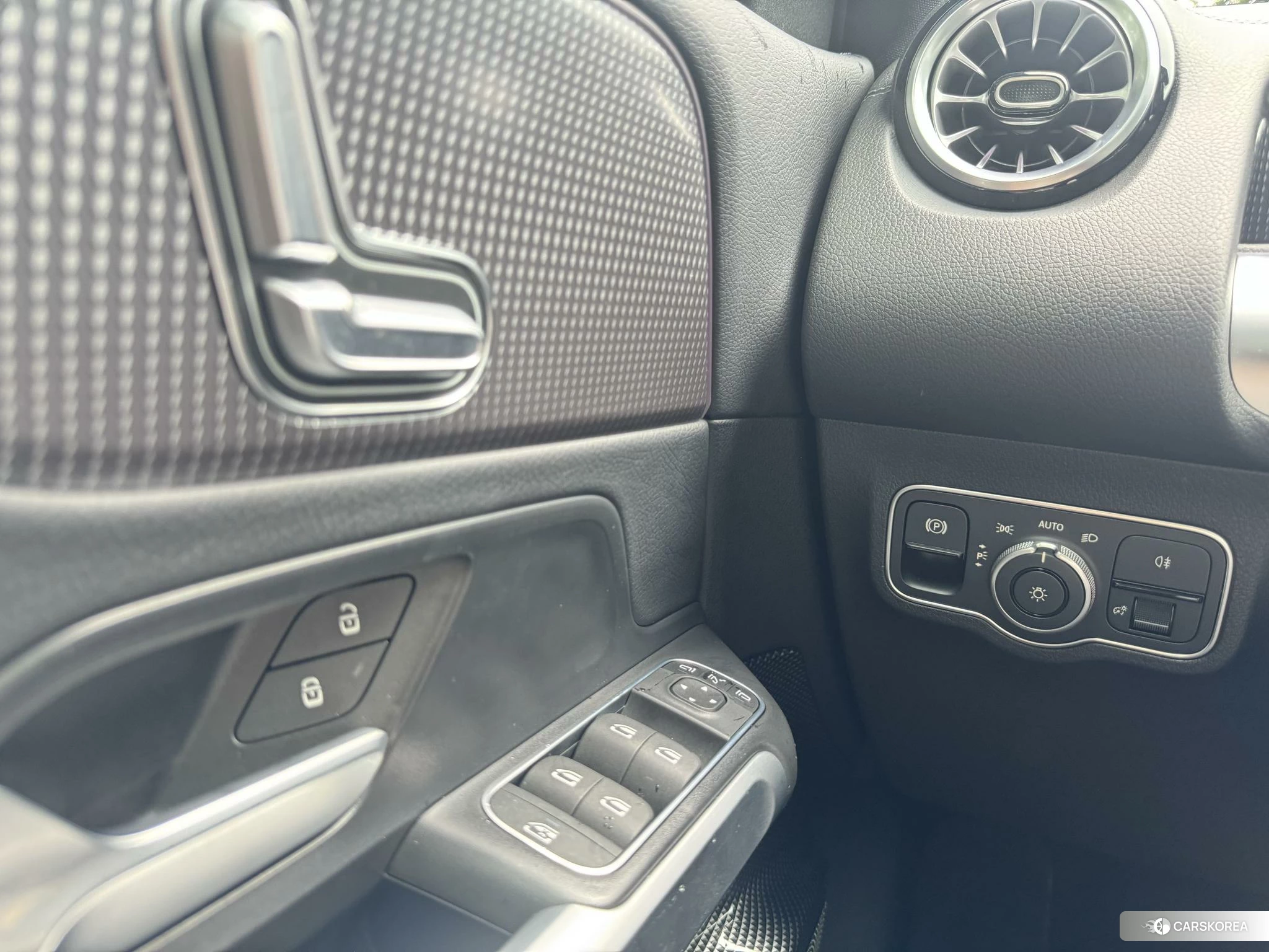 Mercedes-Benz GLB id 4479237 из Китая 18