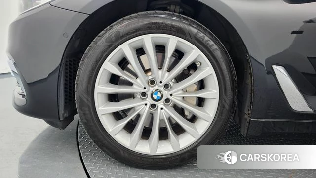 BMW 5 Series (G30) id 4837234 из Кореи 27