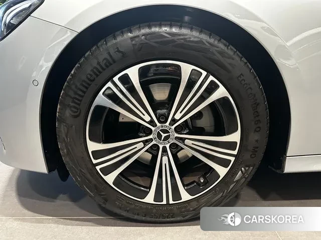 Mercedes-Benz E-Class W214 id 3734084 из Кореи 15