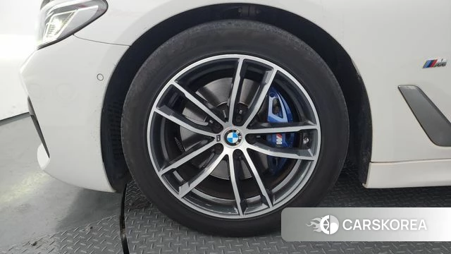 BMW 5 Series (G30) id 4614400 из Кореи 30