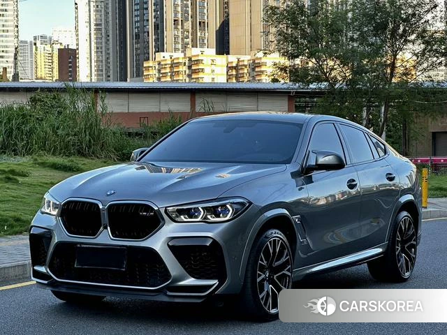 BMW X6 M 2021 Серебристо-серый из Китая, фото 5