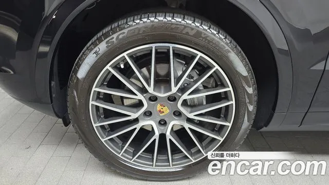 Porsche Cayenne (PO536) id 2802994 из Кореи 15