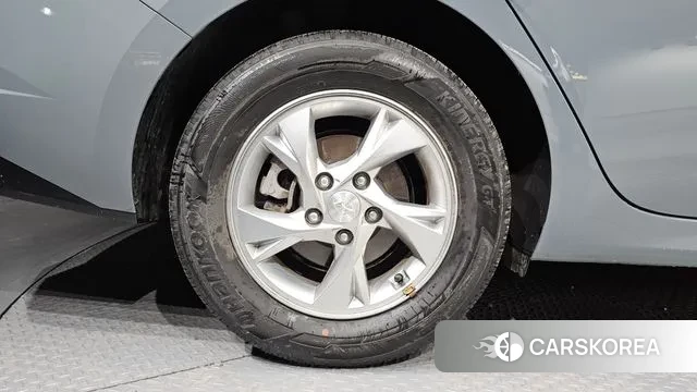 Hyundai Avante (CN7) id 3759507 из Кореи 15