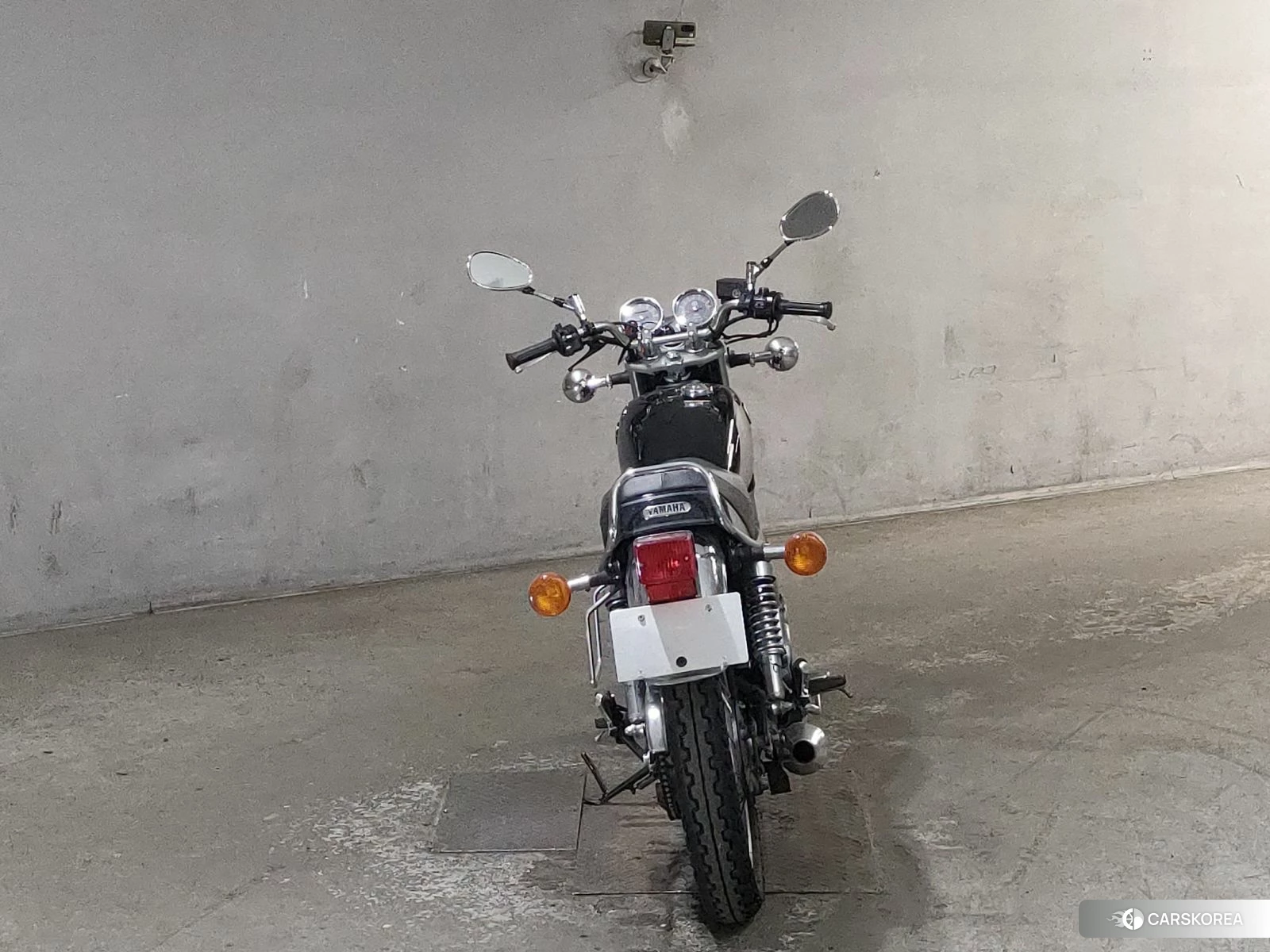 Проданный Yamaha SR 400 2018 из Японии, фото 2