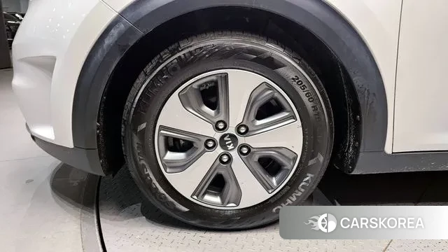 Kia Niro id 3480290 из Кореи 15