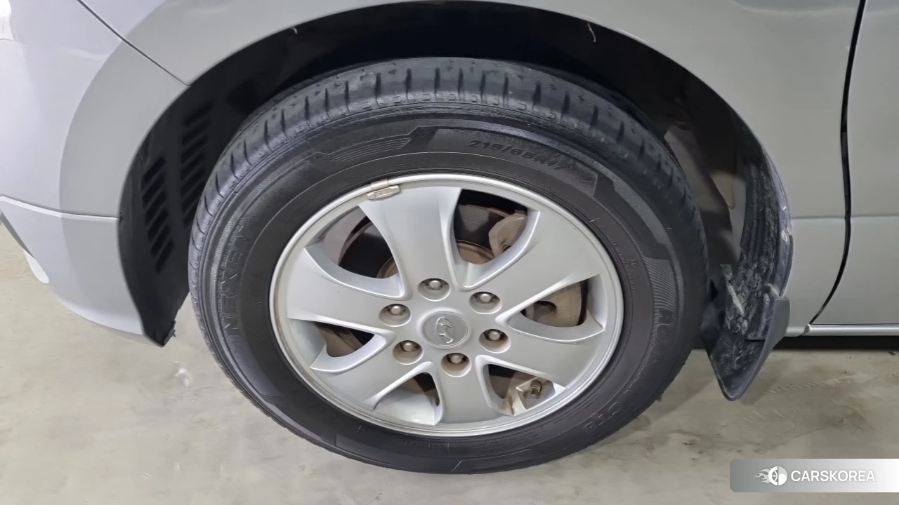 Hyundai The New Grand Starex id 4642371 из Кореи 13