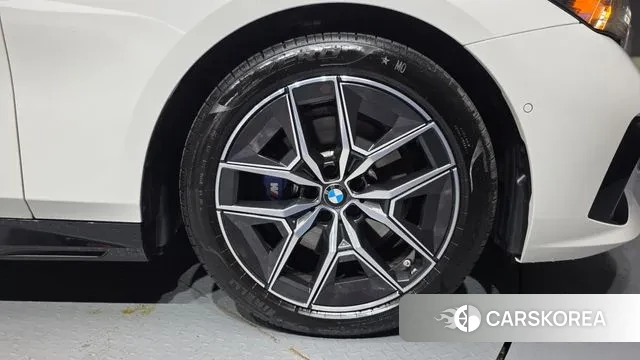 BMW 5 Series (G60) id 3477255 из Кореи 15