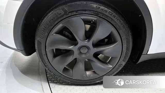 Tesla Model Y id 3416209 из Кореи 15