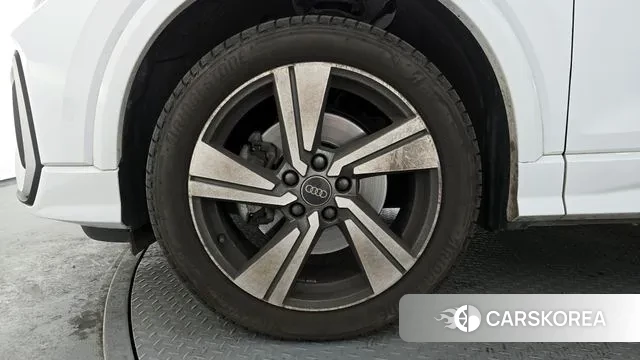 Audi Q2 id 3679902 из Кореи 15