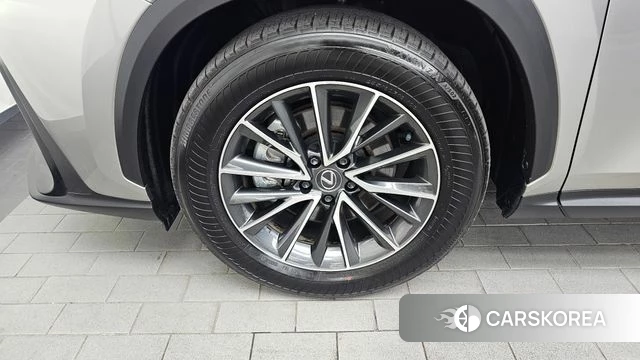 Lexus NX450h + 2nd generation id 4499718 из Кореи 26