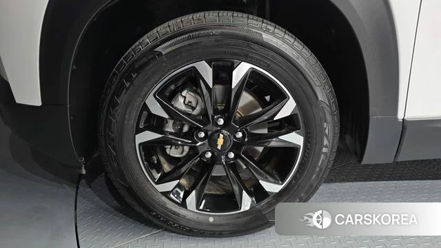 Chevrolet (GM Daewoo) Trailblazer id 4396335 из Кореи 28