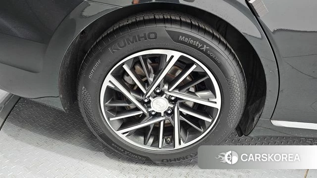 Hyundai The New Grandeur IG id 4429828 из Кореи 25