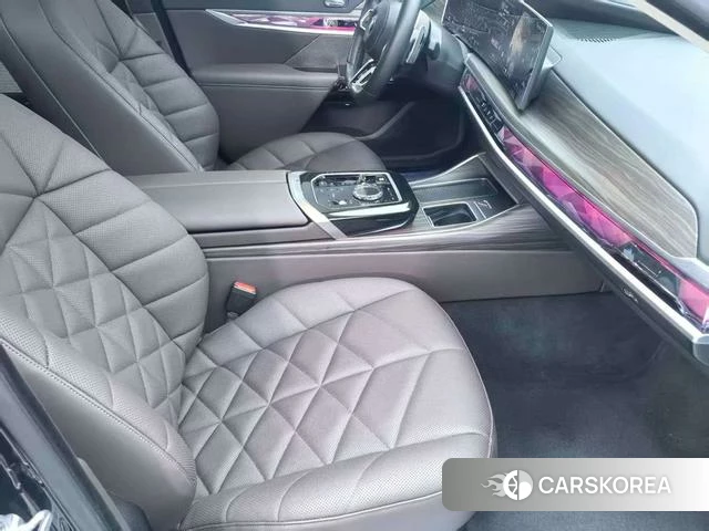 BMW 7 series id 4275843 из Китая 12