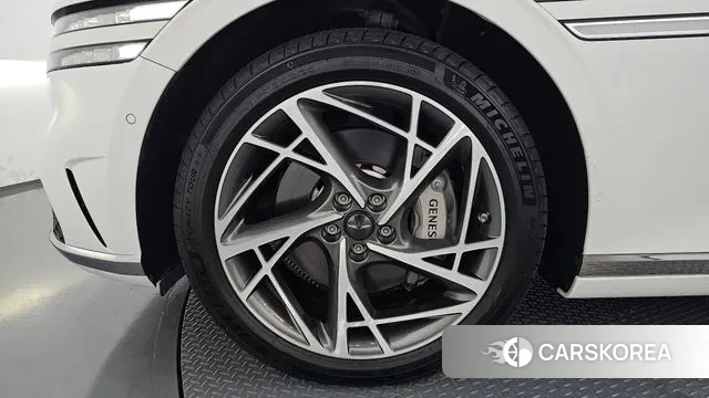 Genesis G90 (RS4) id 3174517 из Кореи 15