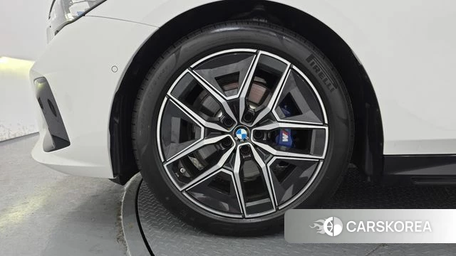 BMW 5 Series (G60) id 3850250 из Кореи 15