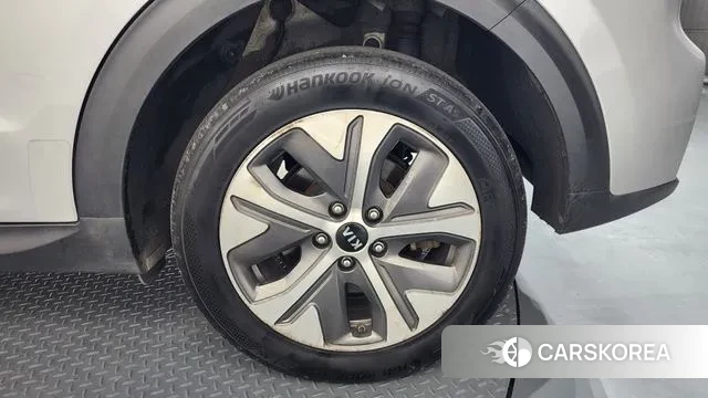 Kia Niro EV id 3722472 из Кореи 15