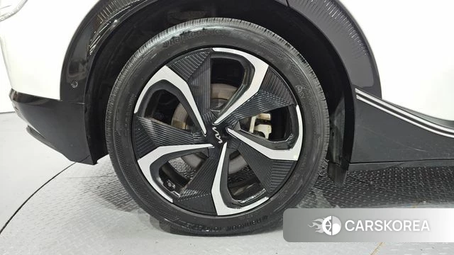 Kia EV6 id 4579430 из Кореи 15