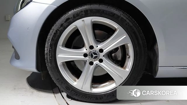 Mercedes-Benz E-Class W213 id 4652395 из Кореи 15