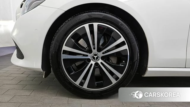 Mercedes-Benz E-Class W213 id 3942368 из Кореи 15