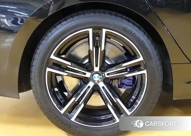 BMW 3 Series (G20) id 3236756 из Кореи 15